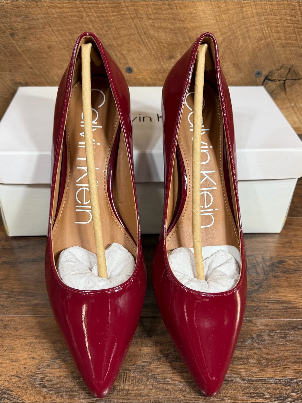 Calvin Klein Gabrianna Patent Women’s Red Rock Patent Pointed-Toe Pumps Size 7.5